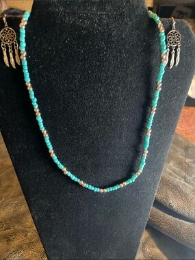 Turquoise Beaded Necklace with Silver /Earring Set